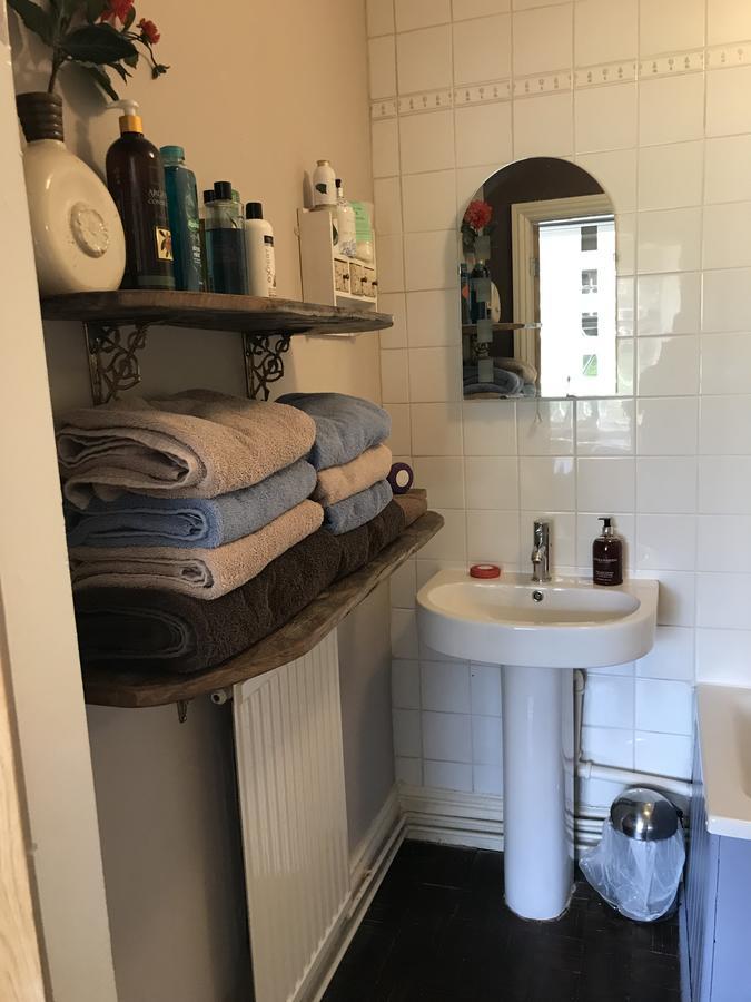 The Clytha Arms Hotell Abergavenny Eksteriør bilde